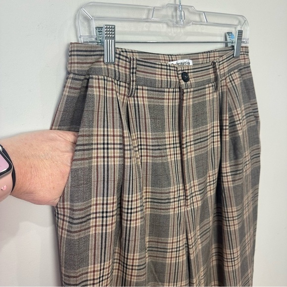 Reformation Franklin Plaid Pants in Gray and Tan - Picture 5 of 8